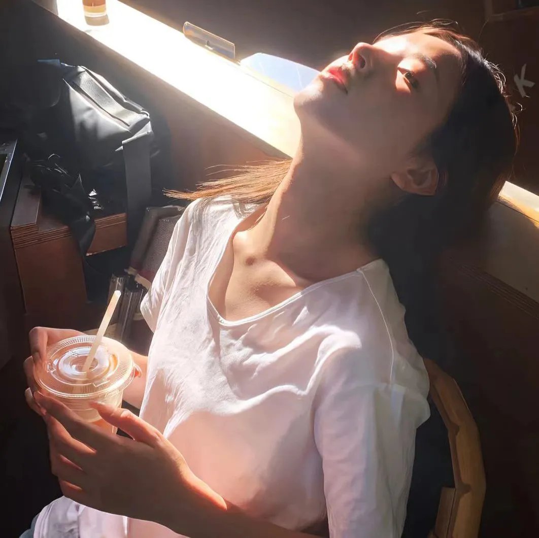 柒两人生封面